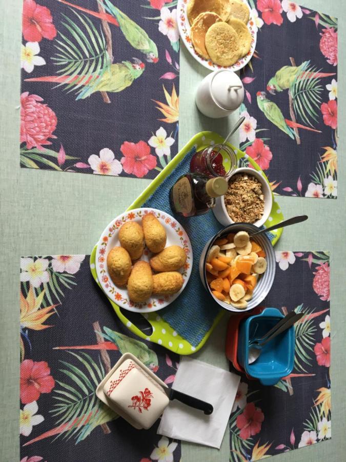 Un Dimanche Chez Julie Chambre Leontine ปาคเตอเนย์ ภายนอก รูปภาพ